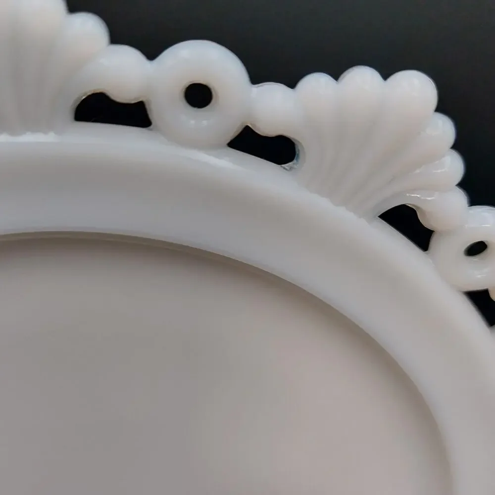 Vtg Westmoreland Milk Glass Ring and Petal 8 1/4